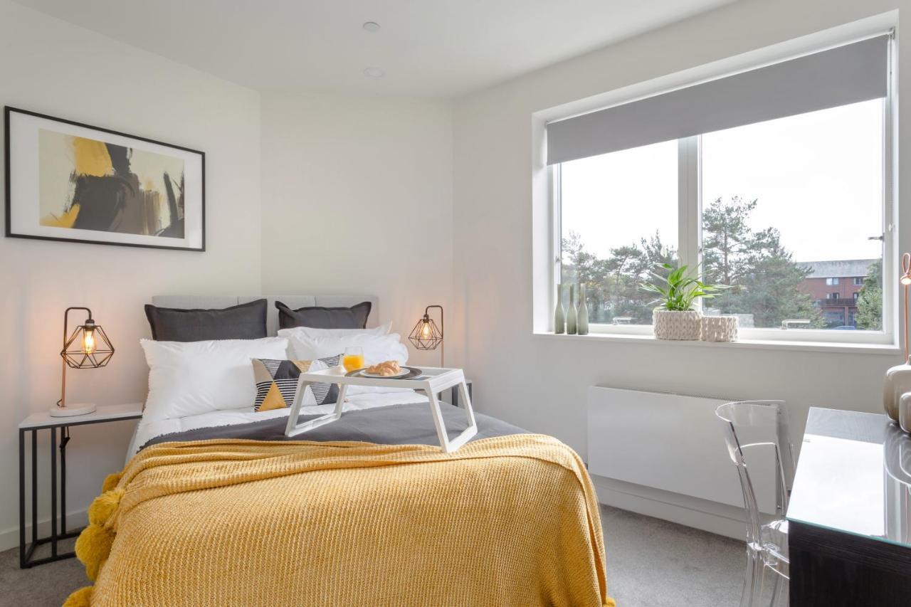 Luxury Serviced Apartments Stevenage, Hertfordshire Exterior foto